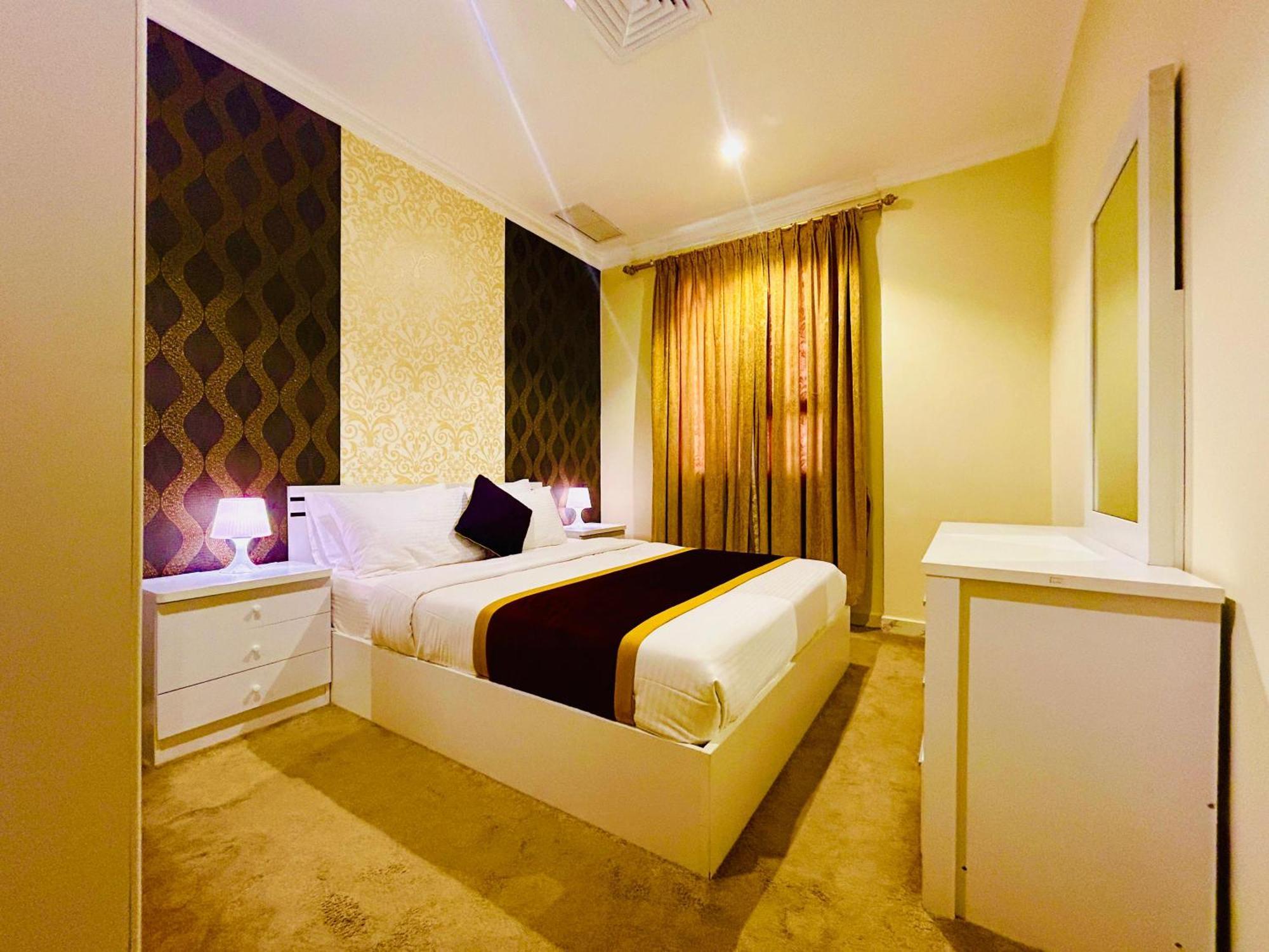 Aparthotel Golden Dahlia Fintas à Koweït Extérieur photo