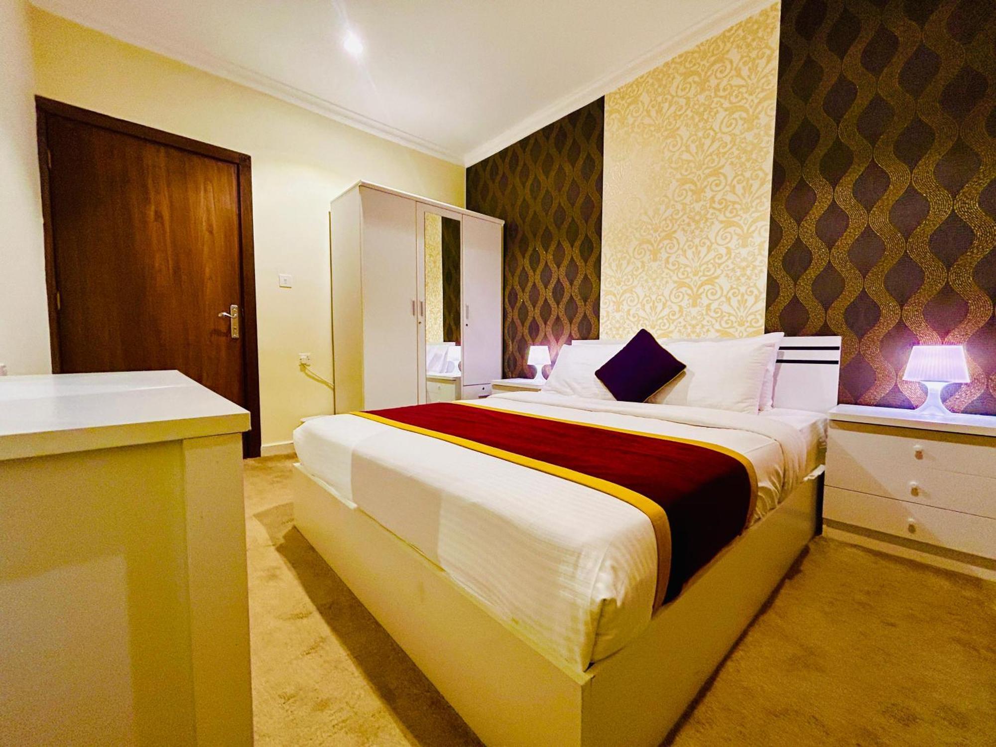 Aparthotel Golden Dahlia Fintas à Koweït Extérieur photo