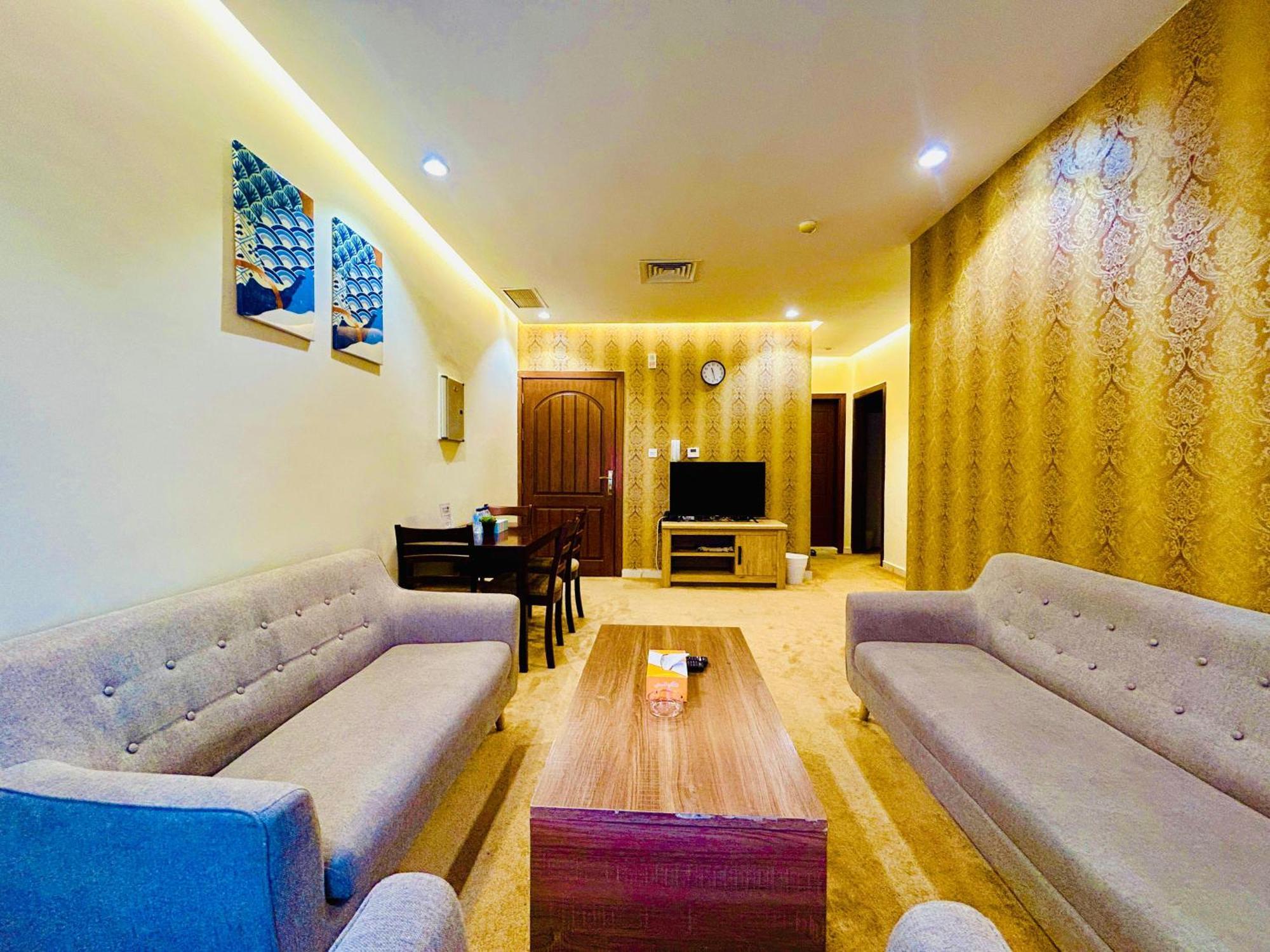 Aparthotel Golden Dahlia Fintas à Koweït Extérieur photo