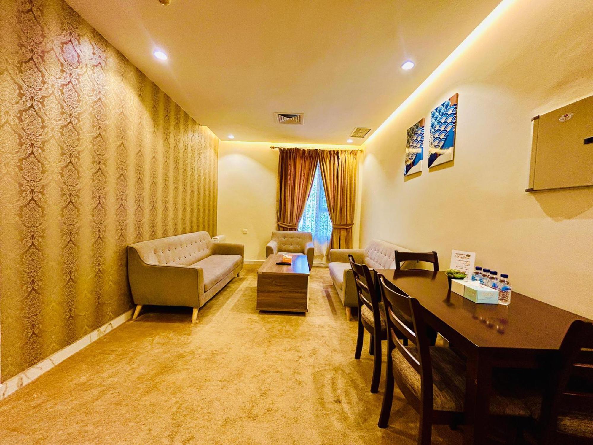 Aparthotel Golden Dahlia Fintas à Koweït Extérieur photo