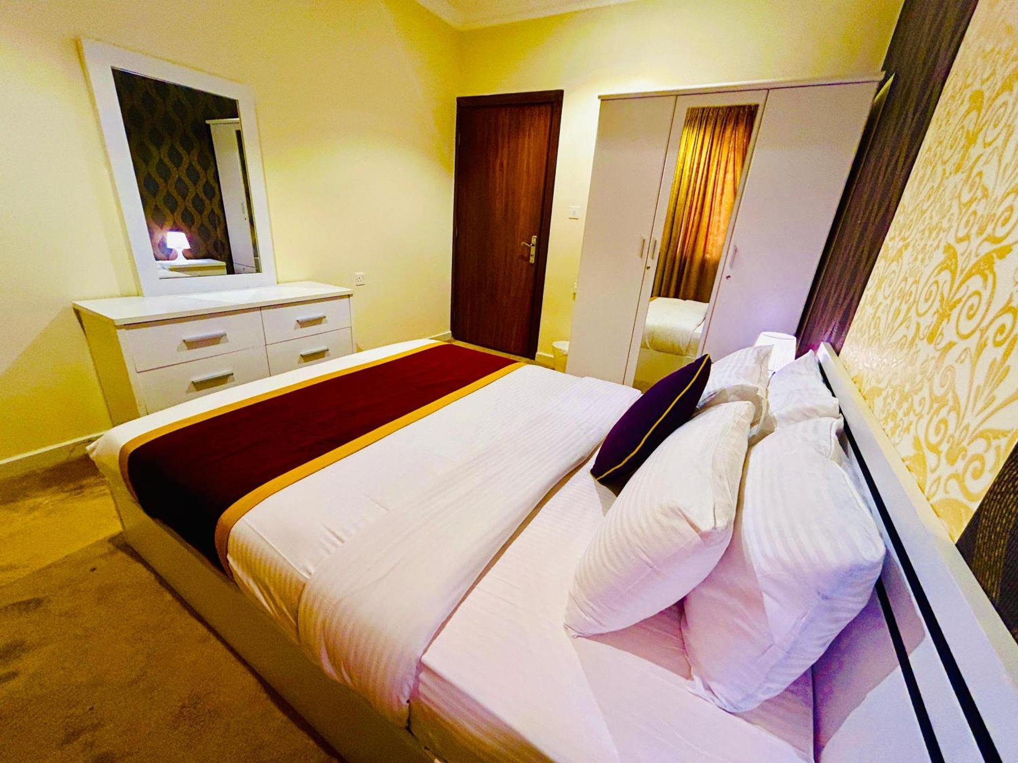 Aparthotel Golden Dahlia Fintas à Koweït Extérieur photo