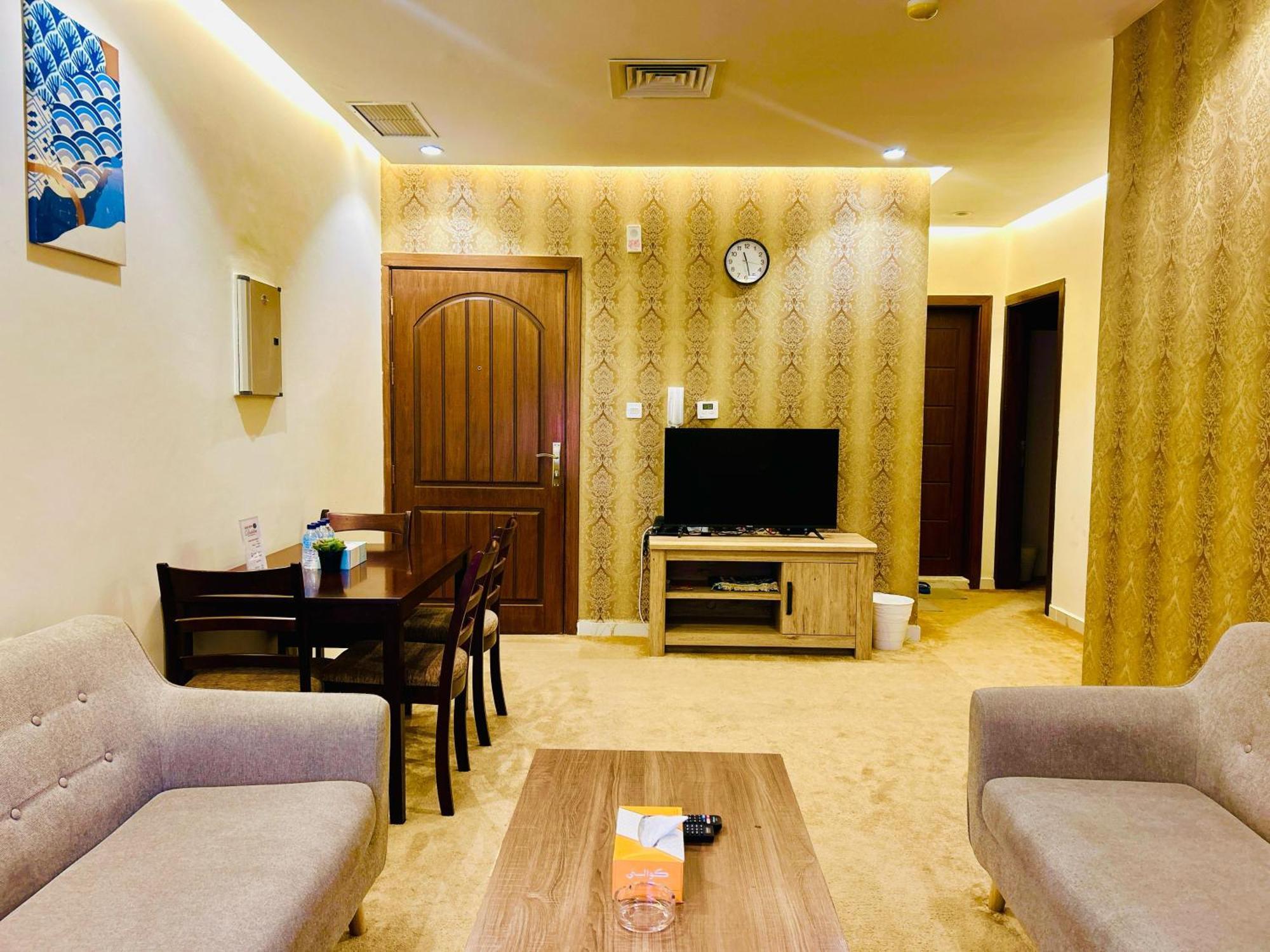 Aparthotel Golden Dahlia Fintas à Koweït Extérieur photo
