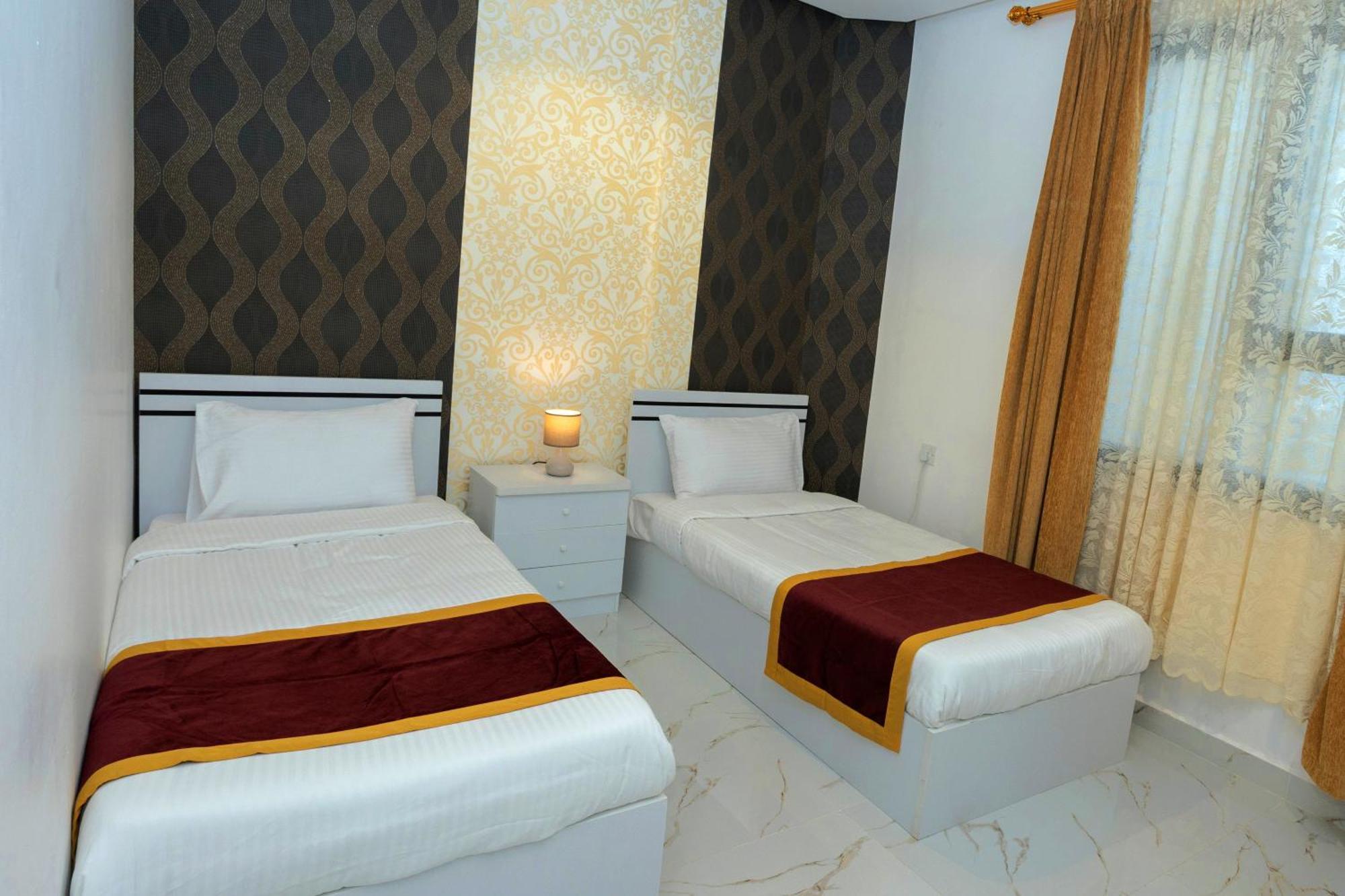 Aparthotel Golden Dahlia Fintas à Koweït Extérieur photo